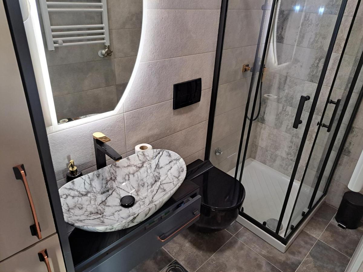 Apartman Rojic Нови-Сад Экстерьер фото